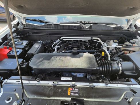 Used 2026 Chevrolet Colorado ZR2 image 9