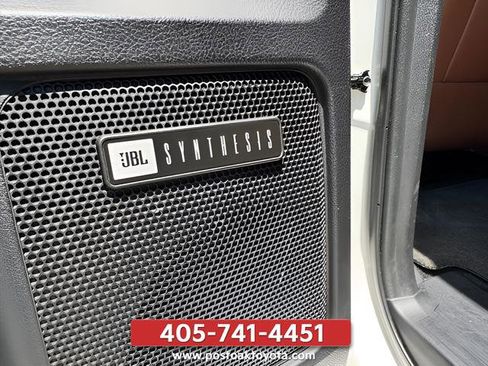 Used 2018 Toyota Sequoia Platinum RWD image 8