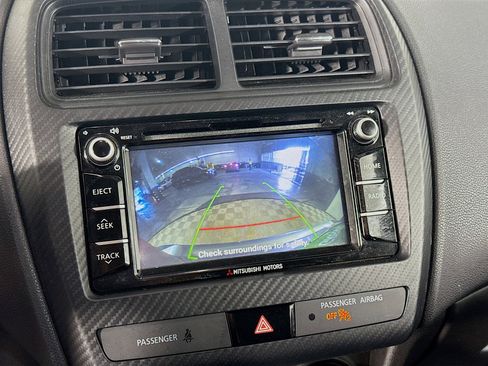 Used 2018 Mitsubishi Outlander Sport ES image 19