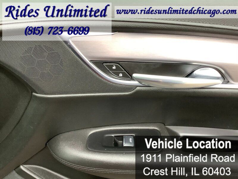 Used 2017 Cadillac XT5 Luxury w/ Driver Awareness Package AWD/4WD image 39