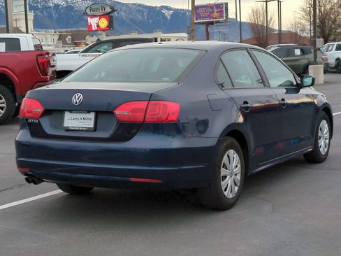 Used 2013 Volkswagen Jetta S image 6
