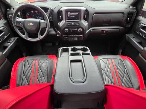 Used 2024 Chevrolet Silverado 2500 Custom w/ Custom Value Package AWD/4WD image 18