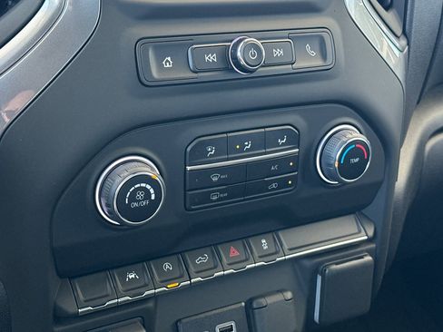 New 2025 Chevrolet Silverado 1500 Custom image 19