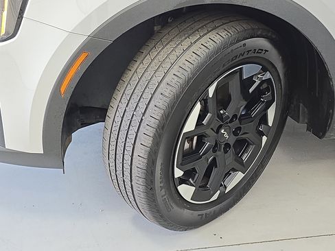 Used 2025 Kia Sorento S w/ Panoramic Sunroof Package image 33