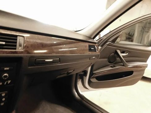 Used 2009 BMW 328i xDrive 328i xDrive Sedan 4D image 26