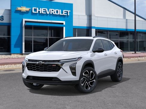 New 2026 Chevrolet Trax RS w/ Sunroof Package image 6