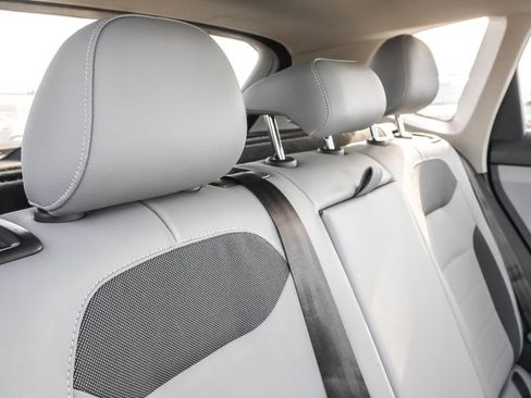 Certified 2022 Volkswagen Taos SE w/ IQ.Drive SE Package image 34