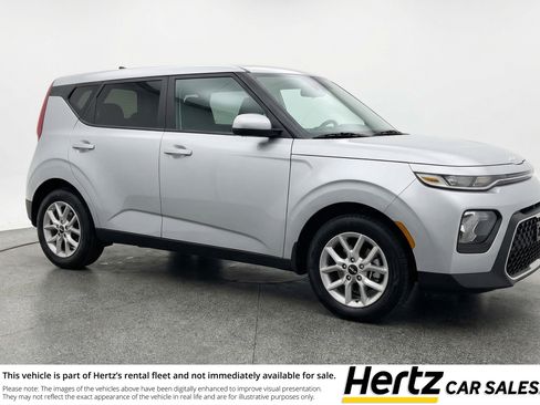 Used 2025 Kia Soul LX w/ LX Technology Package image 1