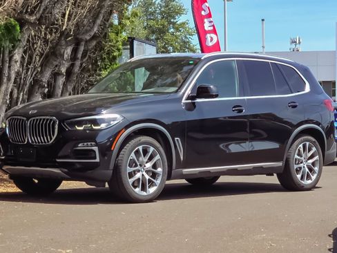 Used 2019 BMW X5 xDrive40i w/ Convenience Package AWD/4WD image 7