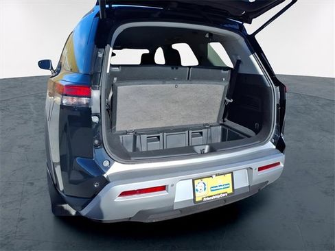 Used 2022 Nissan Pathfinder SL image 25