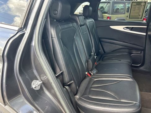 Used 2020 Lincoln Nautilus FWD image 26