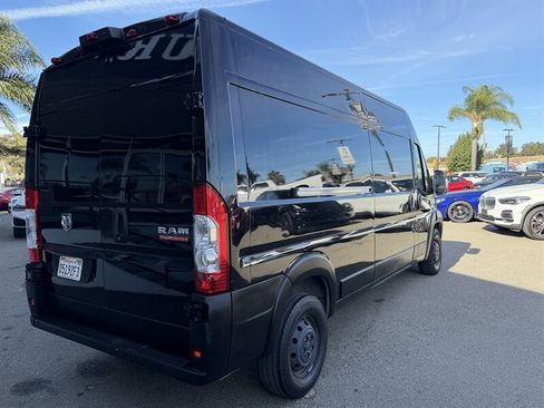 Used 2021 RAM ProMaster 2500 w/ Convenience Group FWD image 7