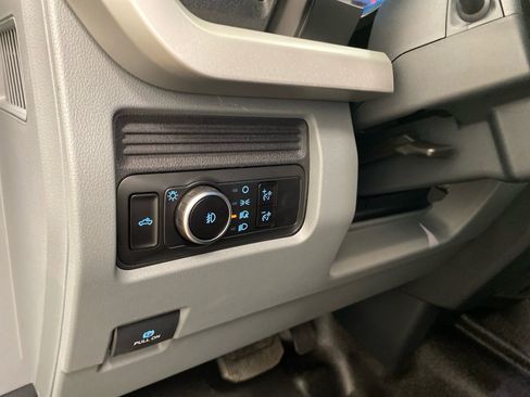 New 2026 Ford F250 XL w/ XL Chrome Package image 17