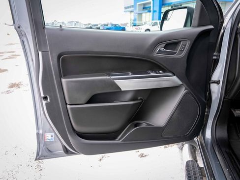 Used 2022 Chevrolet Colorado LT image 20