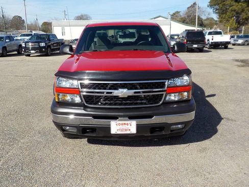 Used 2006 Chevrolet Silverado 1500 LT w/ Light Duty Power Package image 8