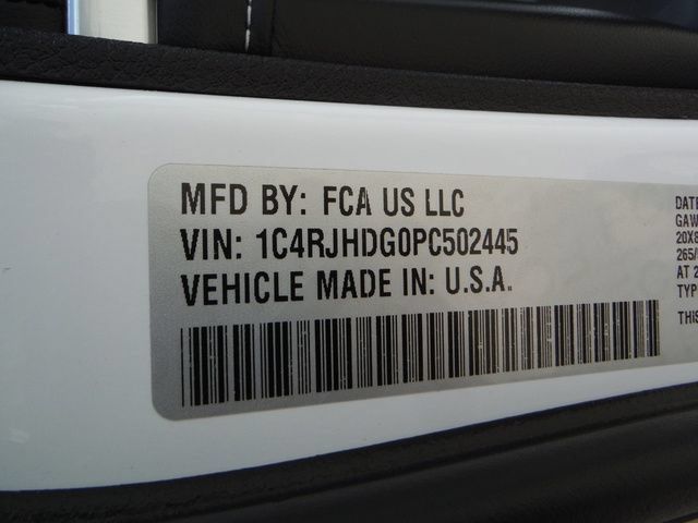 Certified 2023 Jeep Grand Cherokee Overland w/ Luxury Tech Group IV AWD/4WD image 64