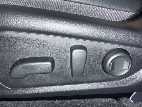 Certified 2025 Subaru Crosstrek 2.5i Limited w/ Popular Package #4A image 18