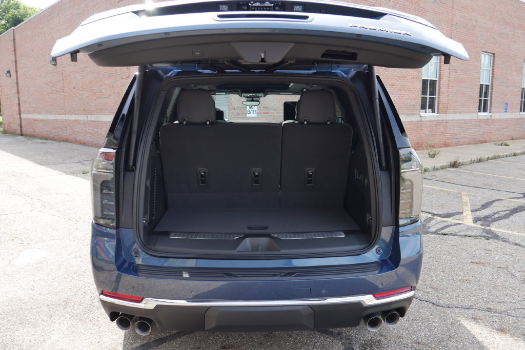 New 2026 Chevrolet Tahoe Premier AWD/4WD image 8