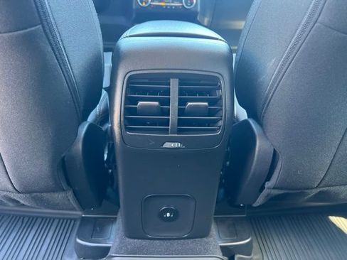 Used 2023 Ford Escape Active AWD/4WD image 18