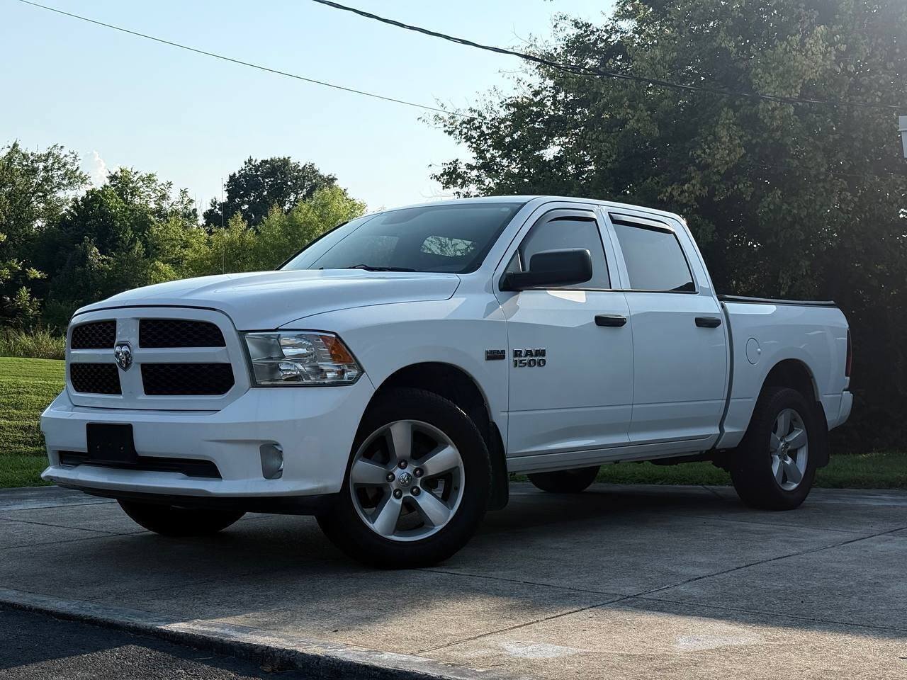 Used 2016 RAM 1500 Express w/ Popular Equipment Group AWD/4WD image 1