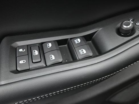 New 2026 Jeep Grand Cherokee Altitude RWD image 13