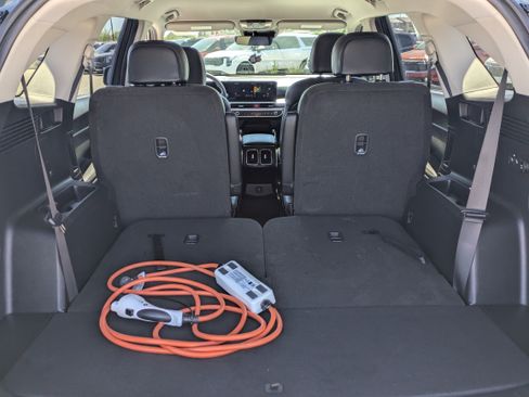Used 2025 Kia Sorento EX AWD/4WD image 10