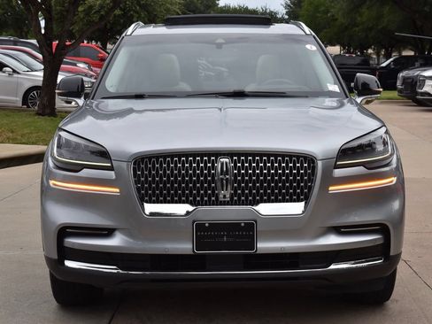 Used 2023 Lincoln Aviator Reserve w/ Equipment Group 201A AWD/4WD image 3