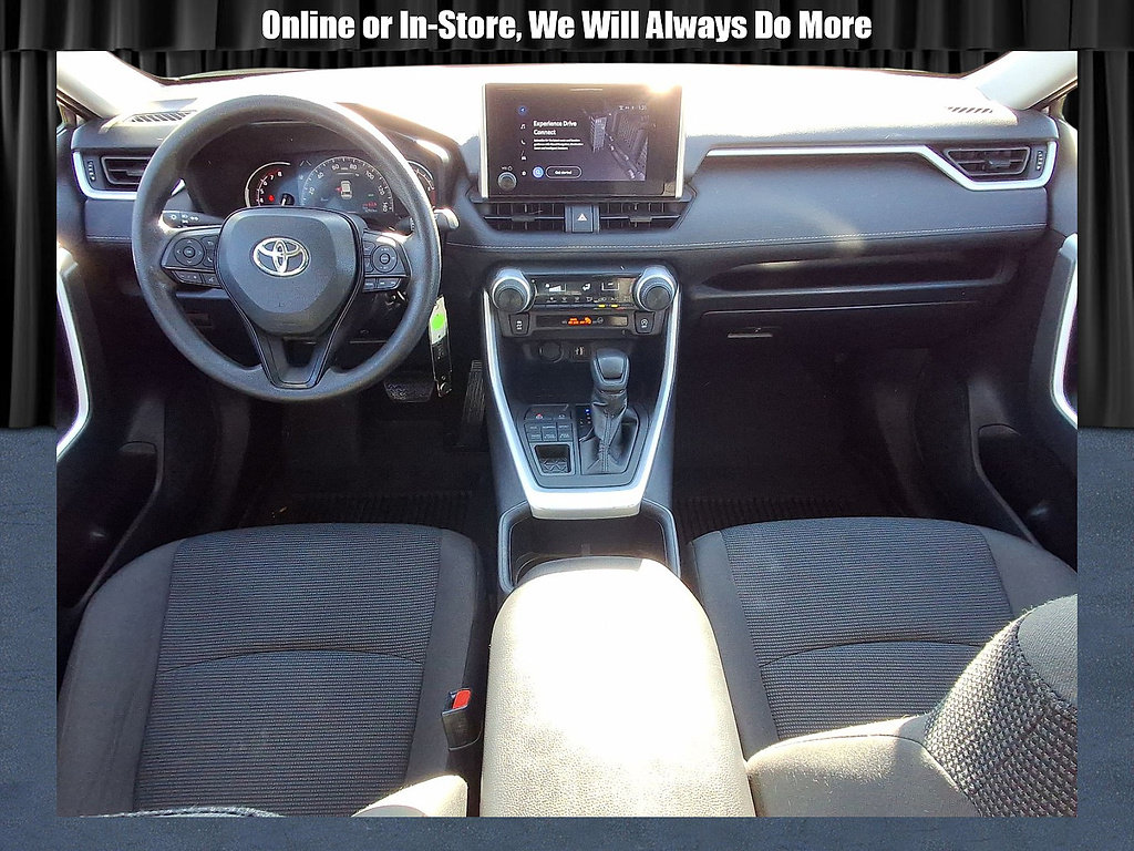 Used 2025 Toyota RAV4 LE AWD/4WD image 36