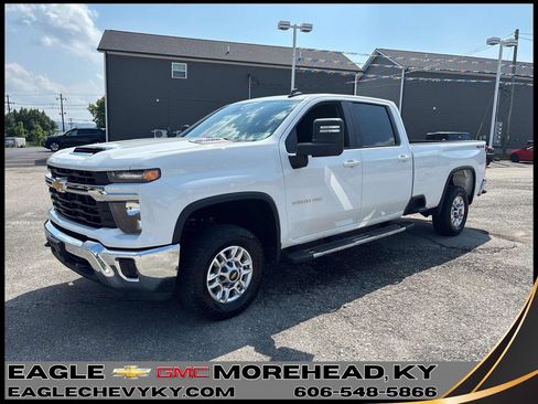 Used 2025 Chevrolet Silverado 2500 LT w/ Convenience Package AWD/4WD image 1
