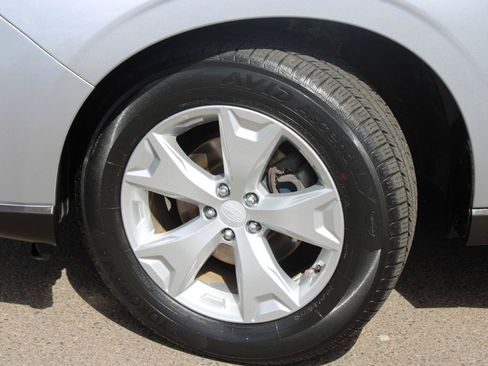 Used 2014 Subaru Forester 2.5i Limited AWD/4WD image 17