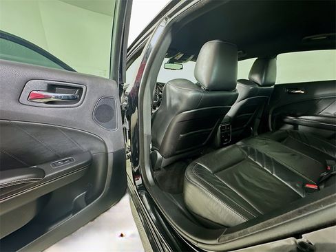 Used 2018 Dodge Charger SRT Hellcat w/ Harman/Kardon Audio Group image 17