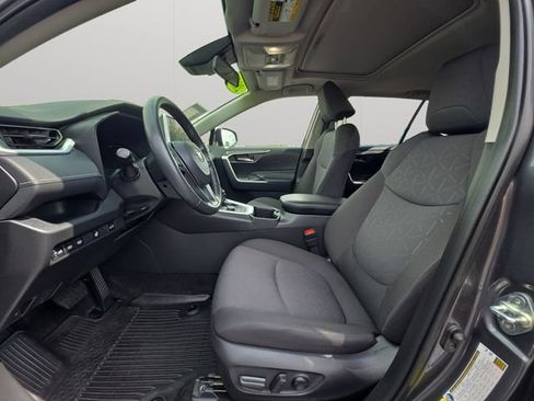 Certified 2023 Toyota RAV4 XLE w/ Convenience Package AWD/4WD image 10
