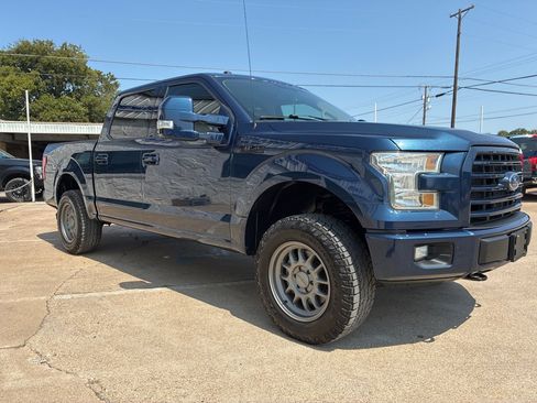 Used 2017 Ford F150 XLT w/ Equipment Group 302A Luxury image 6