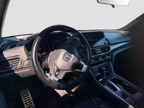 Used 2022 Honda Accord Sport image 10