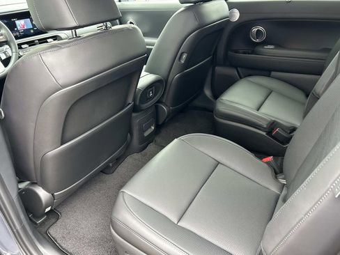 New 2026 Hyundai Palisade Limited FWD image 17