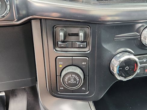 New 2026 Ford F150 Lariat image 16