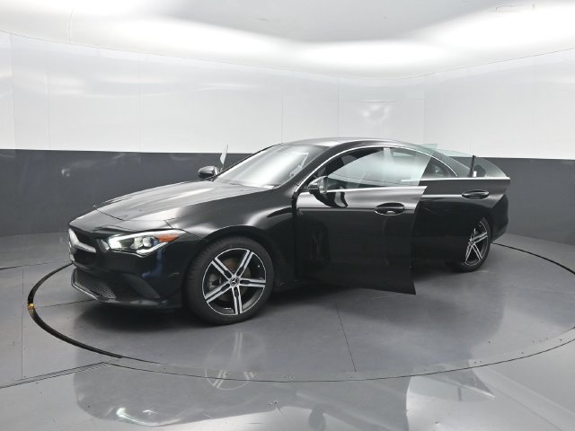 Used 2020 Mercedes-Benz CLA 250 w/ Premium Package image 25
