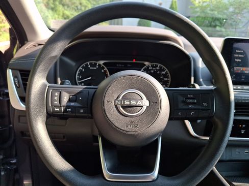 Certified 2023 Nissan Rogue S AWD/4WD image 17