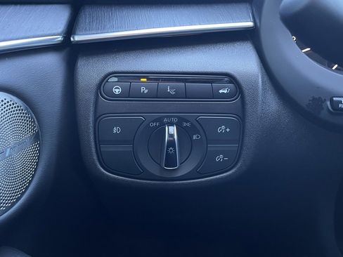 Used 2025 INFINITI QX55 Sensory w/ Lighting Package image 11