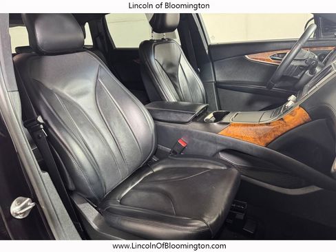 Used 2019 Lincoln Nautilus Reserve AWD/4WD image 10