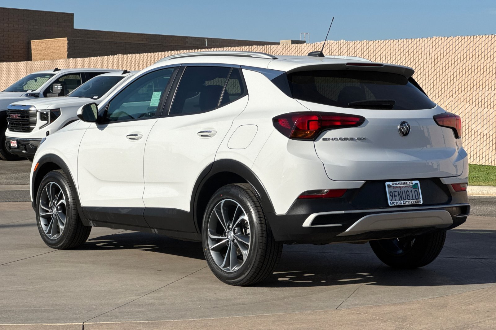 Used 2023 Buick Encore GX Select FWD image 6