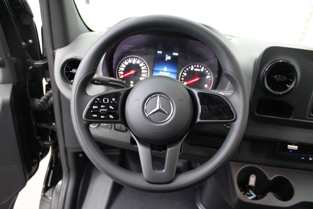 New 2024 Mercedes-Benz Sprinter 2500 image 18