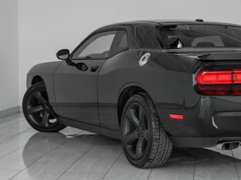 Used 2014 Dodge Challenger R/T image 45