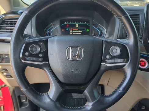 Used 2022 Honda Odyssey Elite image 13