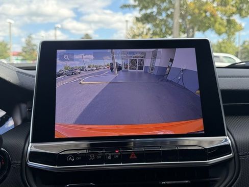 New 2026 Jeep Compass Latitude image 18