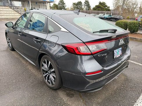 Used 2024 Honda Civic EX-L image 6
