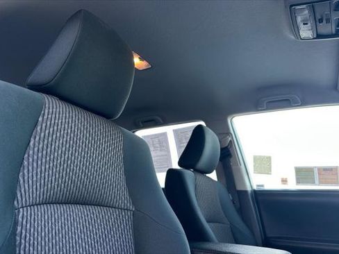 Certified 2024 Toyota 4Runner TRD Off-Road image 18