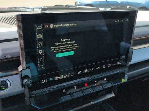 Used 2024 GMC Hummer EV 2X AWD/4WD image 14