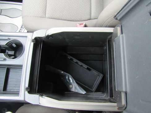 Used 2017 Ford F250 XLT w/ XLT Premium Package image 34