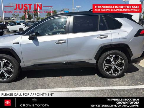 Used 2021 Toyota RAV4 XSE w/ Premium Package AWD/4WD image 2